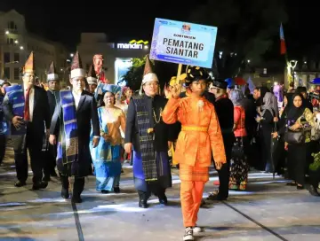 Pesona Budaya Simalungun di Karnaval APEKSI XVIII, Tampilkan Kota Toleran ke-4 se-Indonesia