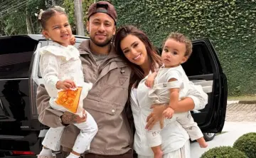 Kekasih Neymar Bantah Tuduhan Trophy Wife: Saya Punya Karier dan Penghasilan Sendiri