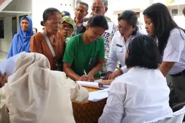 Bantuan Rehabilitasi Sosial Dasar Disalurkan untuk 1.456 Keluarga