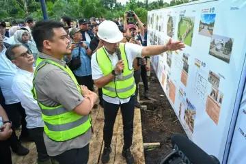Bobby Nasution Mulai Bangun SMKN 1 Gido, Relokasi Sekolah Langganan Banjir ke Lokasi yang Lebih Layak