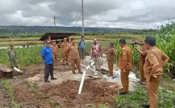Wujud Sinergitas, Pompa Air dan Jaringan Listrik Dibangun di Kawasan Pertanian Terpadu, Bupati Samosir Tinjau Progres Pembangunan