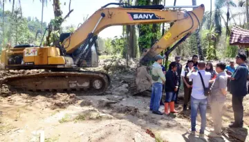 BNPB Tangani Banjir di Sipange, Kerahkan 4 Alat Berat dan Tanggul 400 Meter