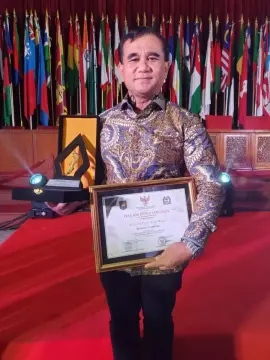 Wali Kota Medan Raih Penghargaan LPM Award 2026, Komitmen Dalam Mendukung Pemberdayaan Masyarakat Mandiri Menuju Indonesia Maju
