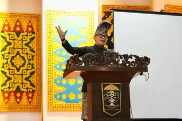 Wamendagri Bima Arya Dorong Kepala Daerah Ubah Paradigma Pembangunan untuk Perkuat Keadilan Ekologis
