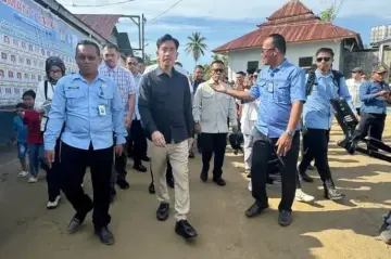 Wapres Gibran Tinjau Pemulihan Pascabencana di Tapteng, Salurkan Bantuan Pendidikan ke SMAN 1 Barus