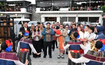 Samosir Sukses Jadi Tuan Rumah Toba Caldera Culture Festival 2026, Bupati Vandiko Dorong Budaya Batak ke Dunia