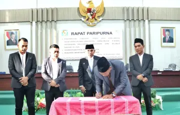 7 Fraksi DPRD Setujui Ranperda P-APBD 2026 Simalungun