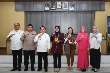 Wali Kota Wesly Dukung Edukasi Pasar Modal; Diikuti 100 Peserta