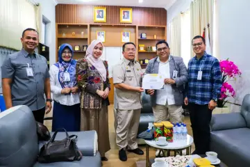 Wali Kota Wesly dan BSI Bahas Penguatan Literasi Keuangan Syariah