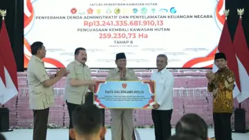 Presiden Prabowo Saksikan Penyelamatan Kekayaan Negara Rp13,24 Triliun dan 259 Ribu Hektare Kawasan Hutan kepada Negara