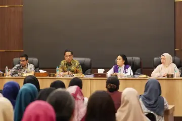 Antisipasi Dampak Kabut Asap Karhutla, Wali Kota Medan Distribusikan 1.800 Kotak Masker Hingga Siagakan Seluruh Faskes