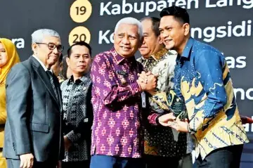 Pemkab Simalungun Raih Predikat Informatif di KI Sumut Award 2026