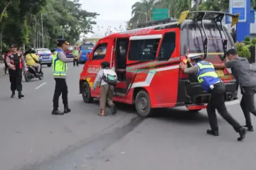 Kapolres AKBP Dhana Turun Mengatur Lalu lintas Pagi di Jalan Merdeka Siantar
