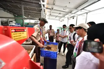 Tabungan Sampah Bisa untuk Bayar Sekolah, Peserta Wirasena Youth Camp Belajar dari Kampung Pramuka Cemara