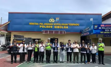 Sekda Kota Sibolga Pimpin Razia Gabungan Sadar Pajak Kendaraan dalam Operasi Patuh Toba