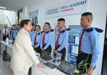 Di Cimahi, Presiden Prabowo Tekankan Nilai Sumpah Pemuda dan Semangat Kebangsaan kepada Siswa